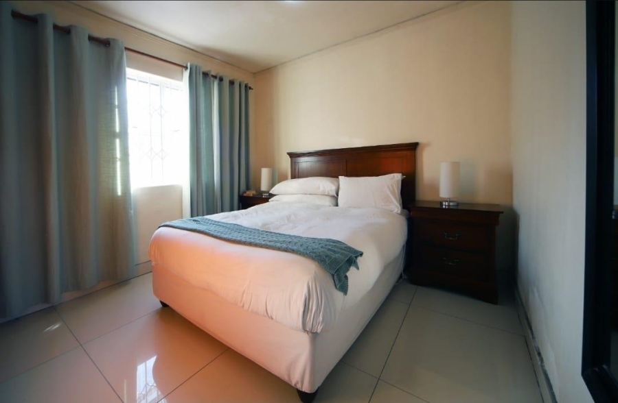 2 Bedroom Property for Sale in Royal Ascot Western Cape